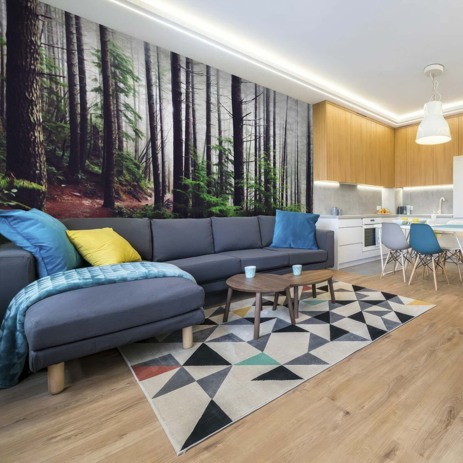 Fototapeta hmlový les je plný vysokých a štíhlych stromov